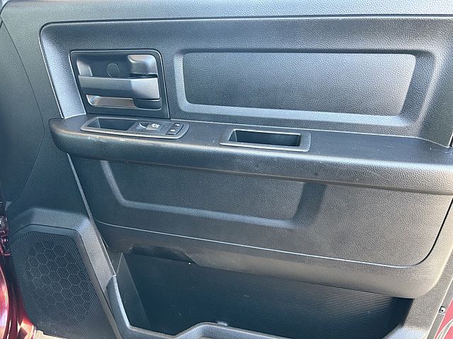 2021 Ram 1500 Classic Tradesman photo 10