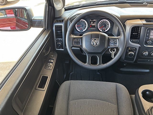 2021 Ram 1500 Classic Tradesman photo 15