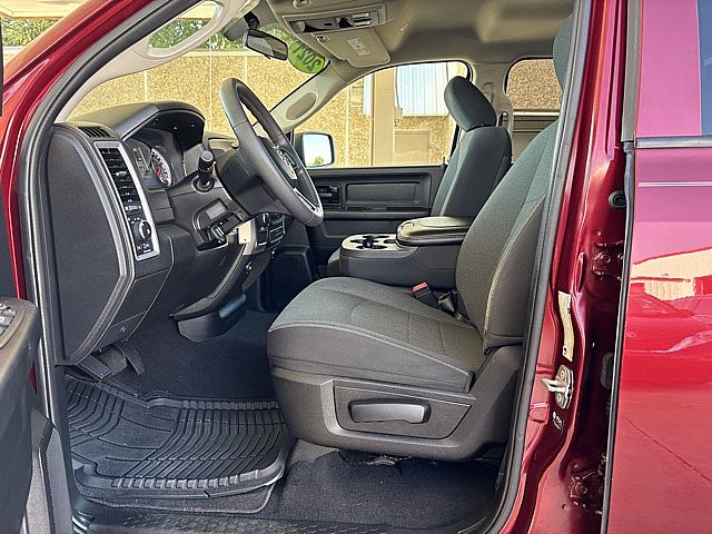 2021 Ram 1500 Classic Tradesman photo 18