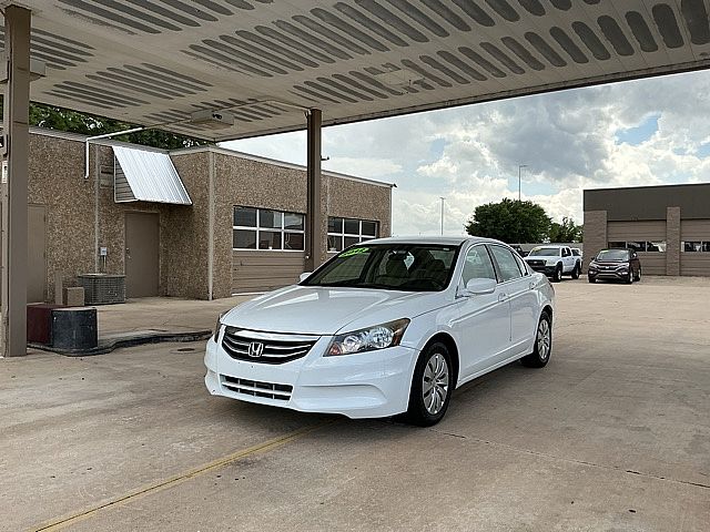 2012 Honda Accord LX Auto's photo