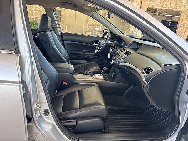 2012 Honda Accord SE photo 11