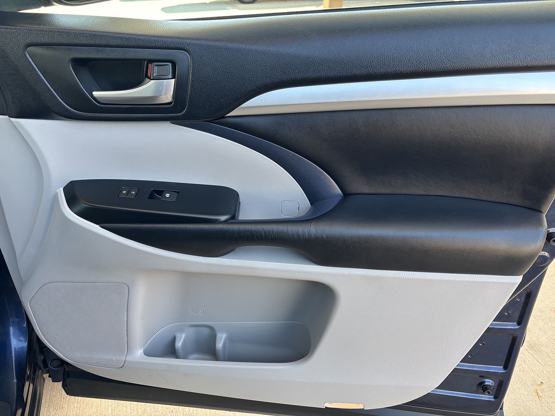 2015 Toyota Highlander XLE photo 10