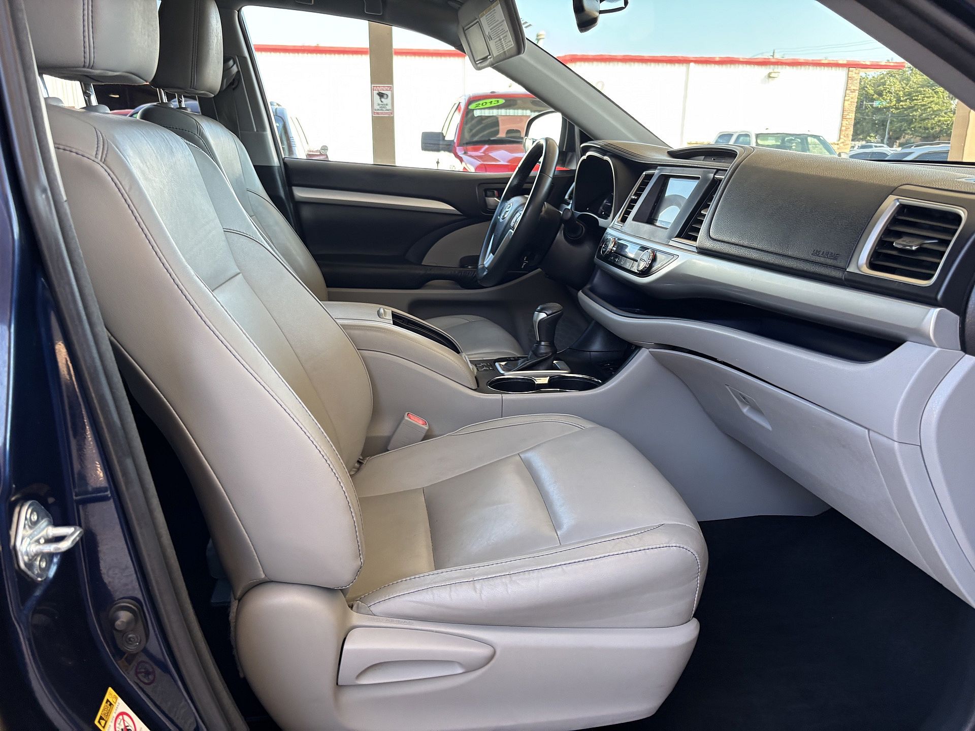 2015 Toyota Highlander XLE photo 11