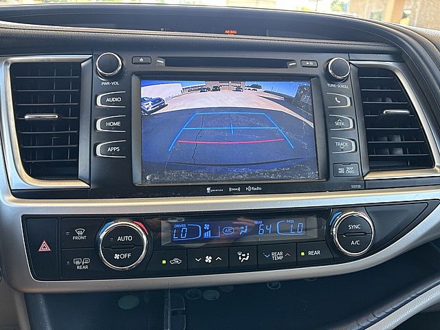 2016 Toyota Highlander XLE photo 23